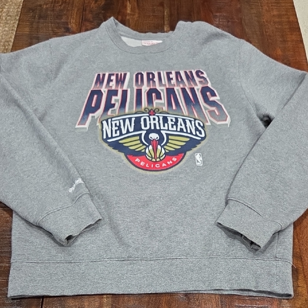 New Orleans Pelicans Basketball Gray Sweatshirt By Mitchell & Ness